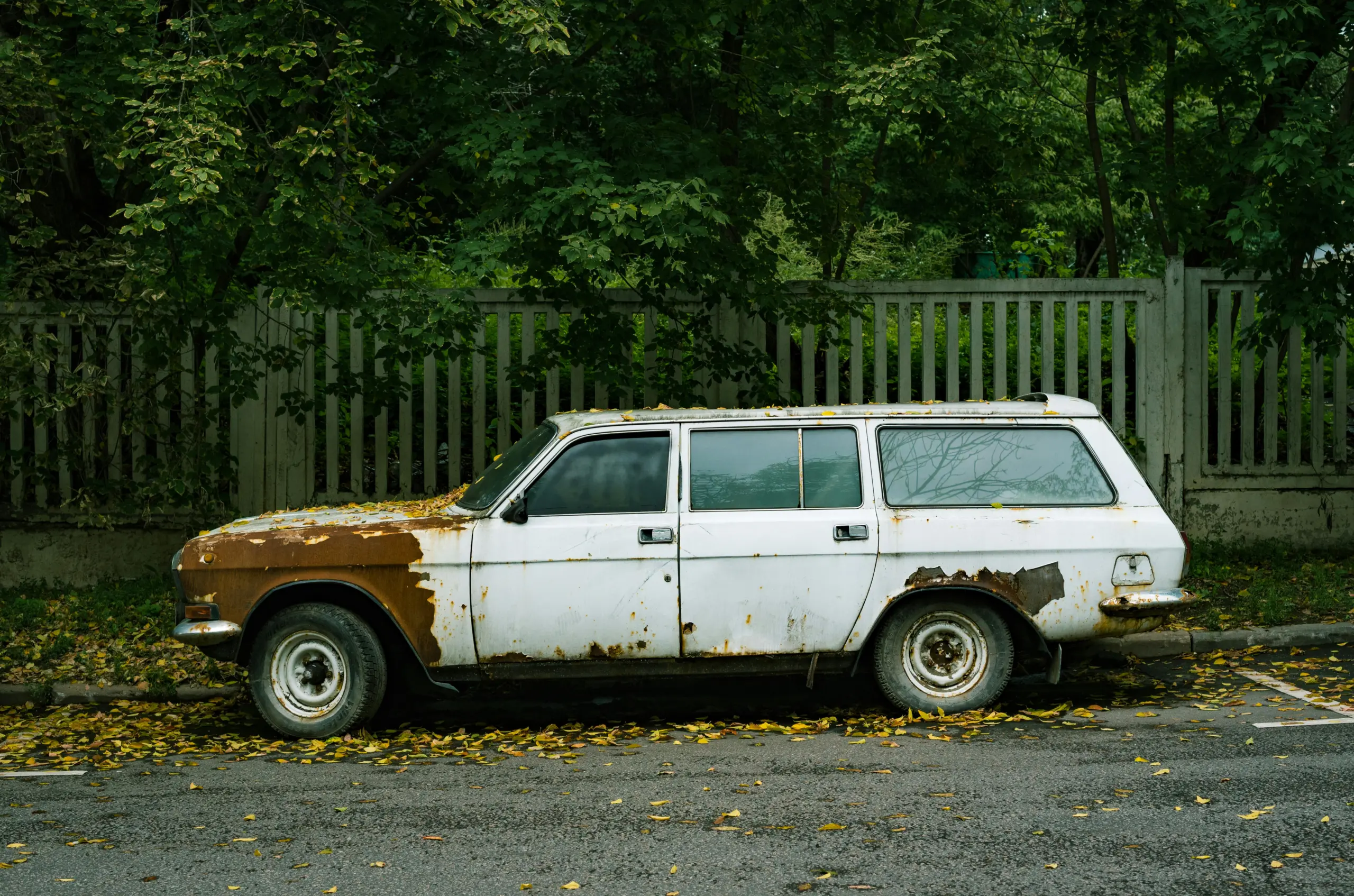 How to Get Rid of an Old Car for Cash